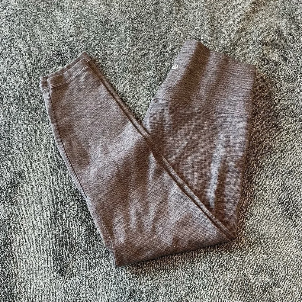 Lululemon Align Pant II 23"
Mini Heathered Herringbone Heathered Black White - Picture 7 of 12